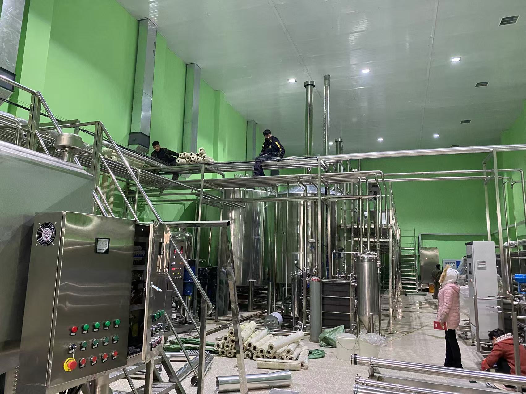 东成镇精酿啤酒设备厂—精酿啤酒设备制造：传承工艺与创新科技的交融